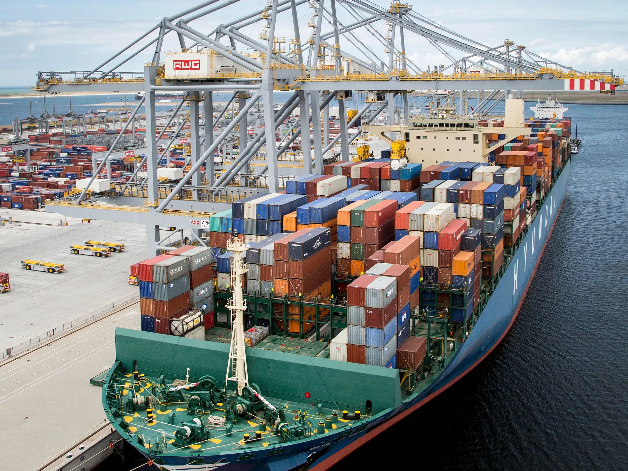 Digital platform in smart port of Netherlands